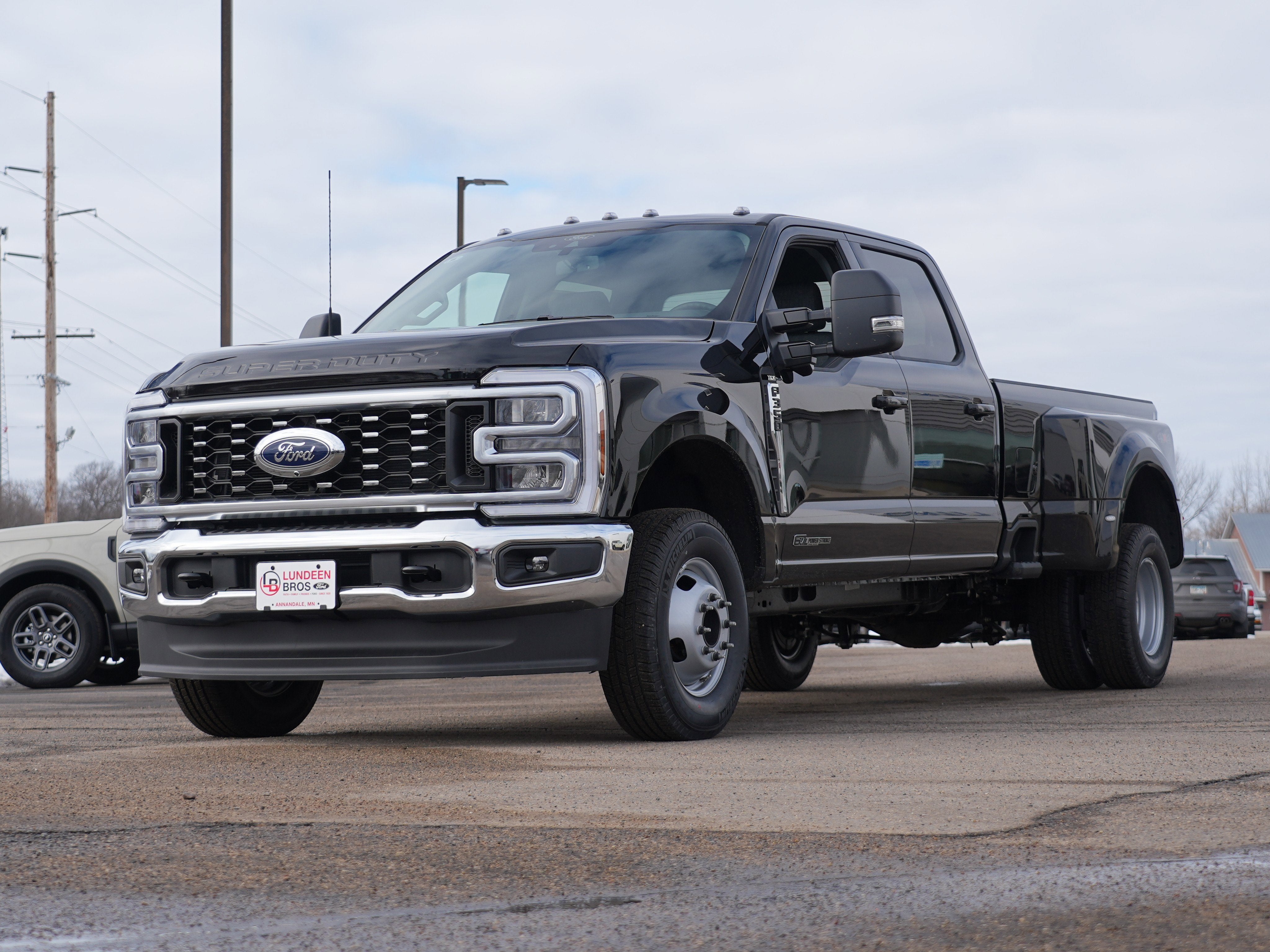 2026 Ford Super Duty F-350 DRW XLT