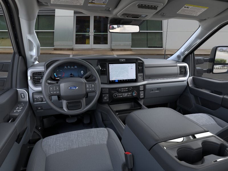 2026 Ford Super Duty F-350 DRW XLT