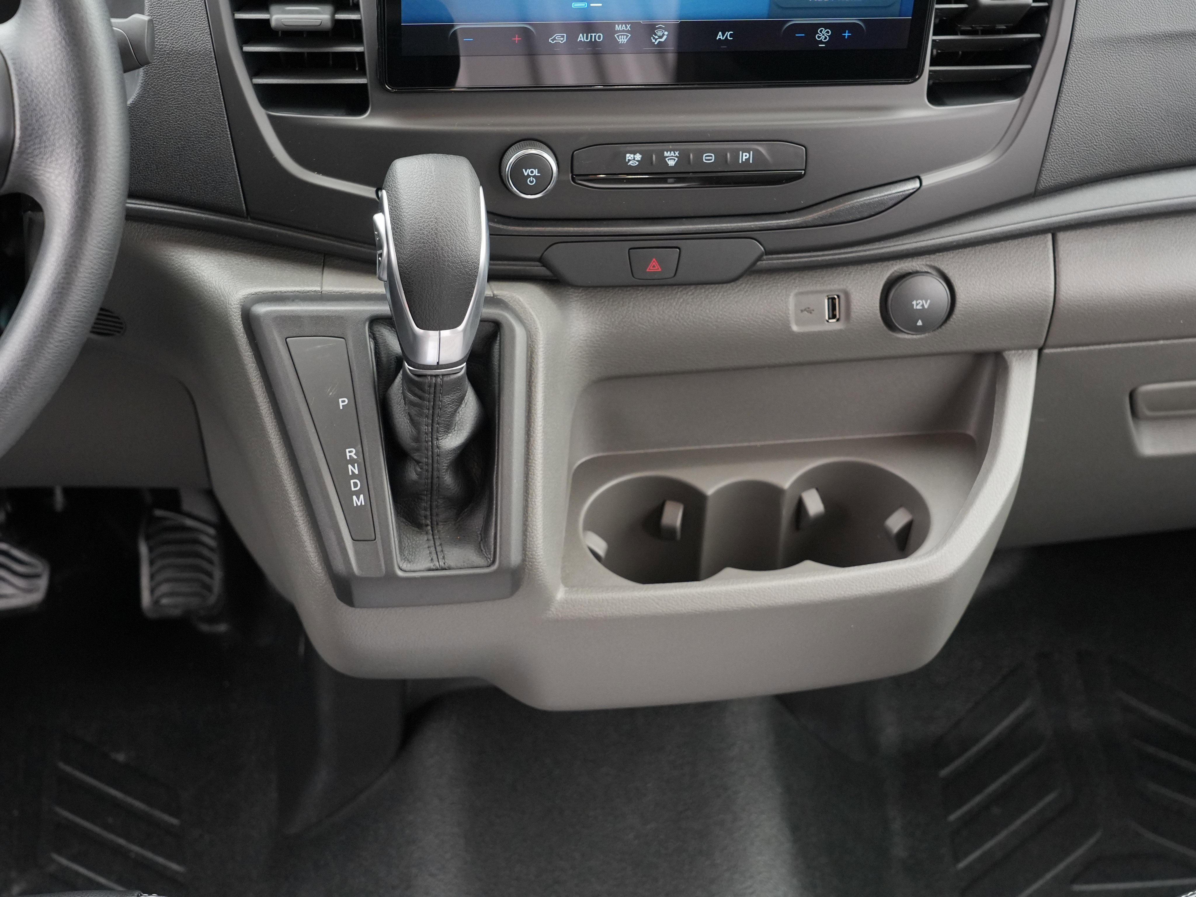 2026 Ford Transit Cargo Van Base