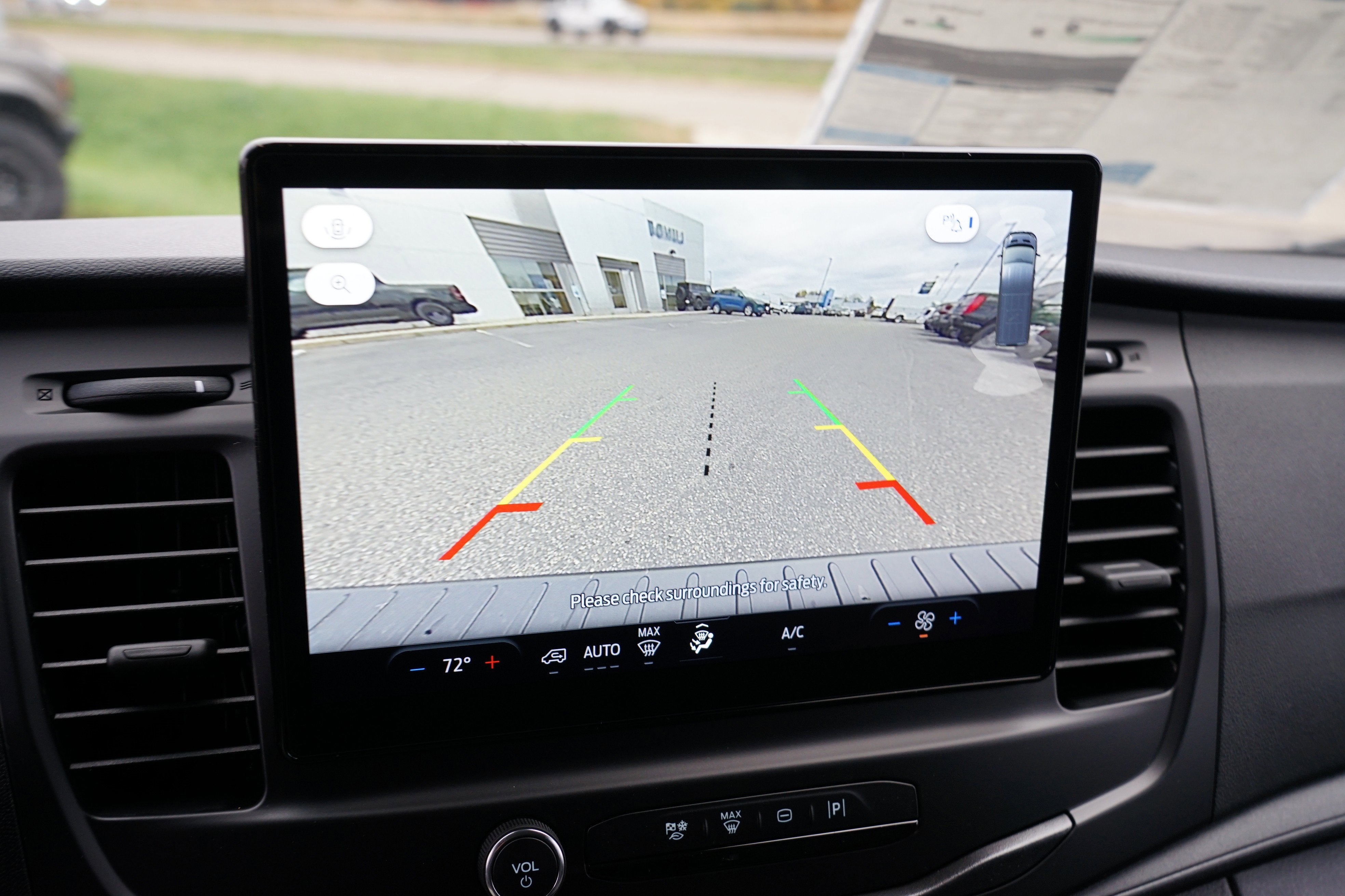 2026 Ford Transit Cargo Van T-250 130" Low Rf 9150 GVWR RWD