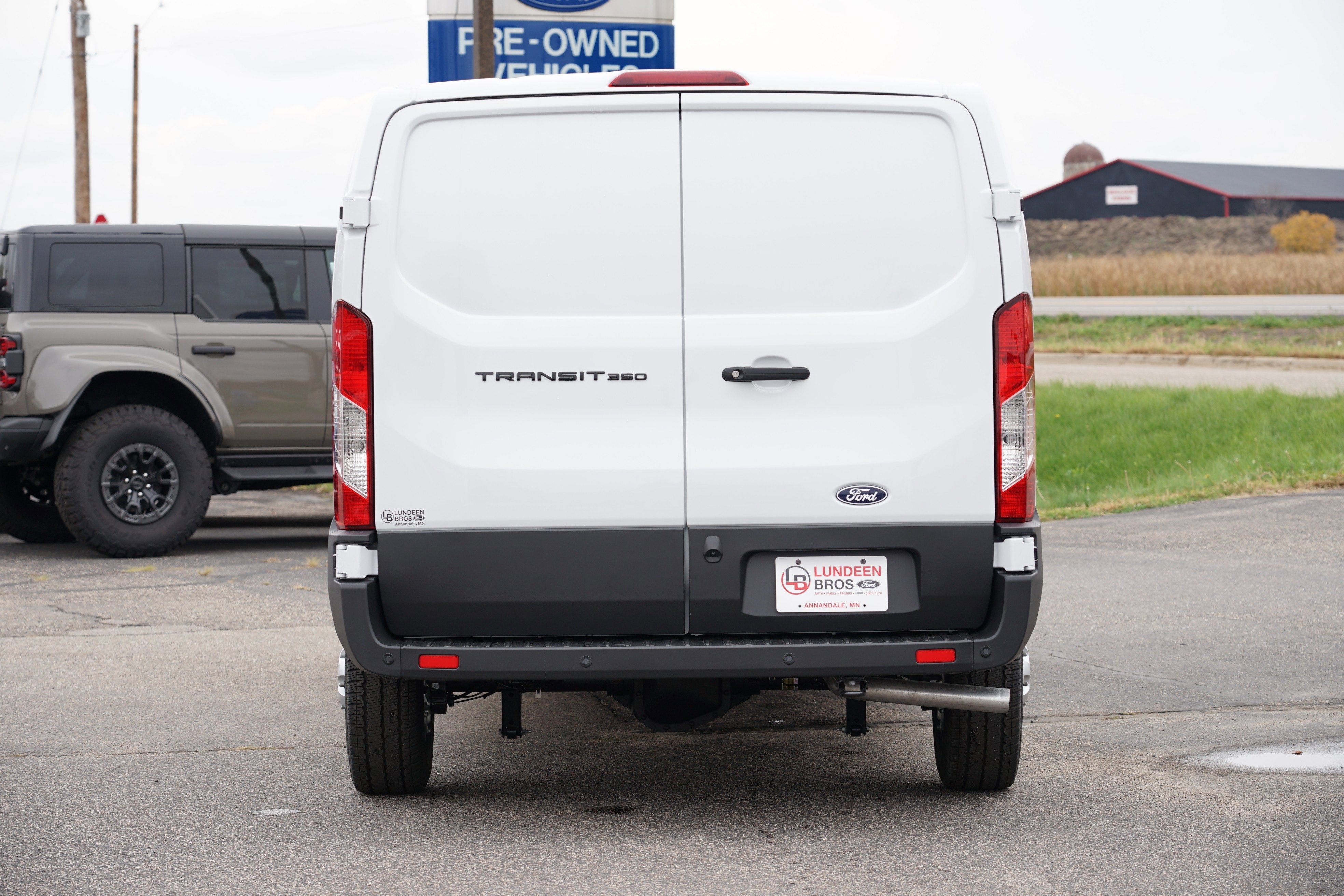 2026 Ford Transit Cargo Van T-350 130" Low Rf 9500 GVWR RWD