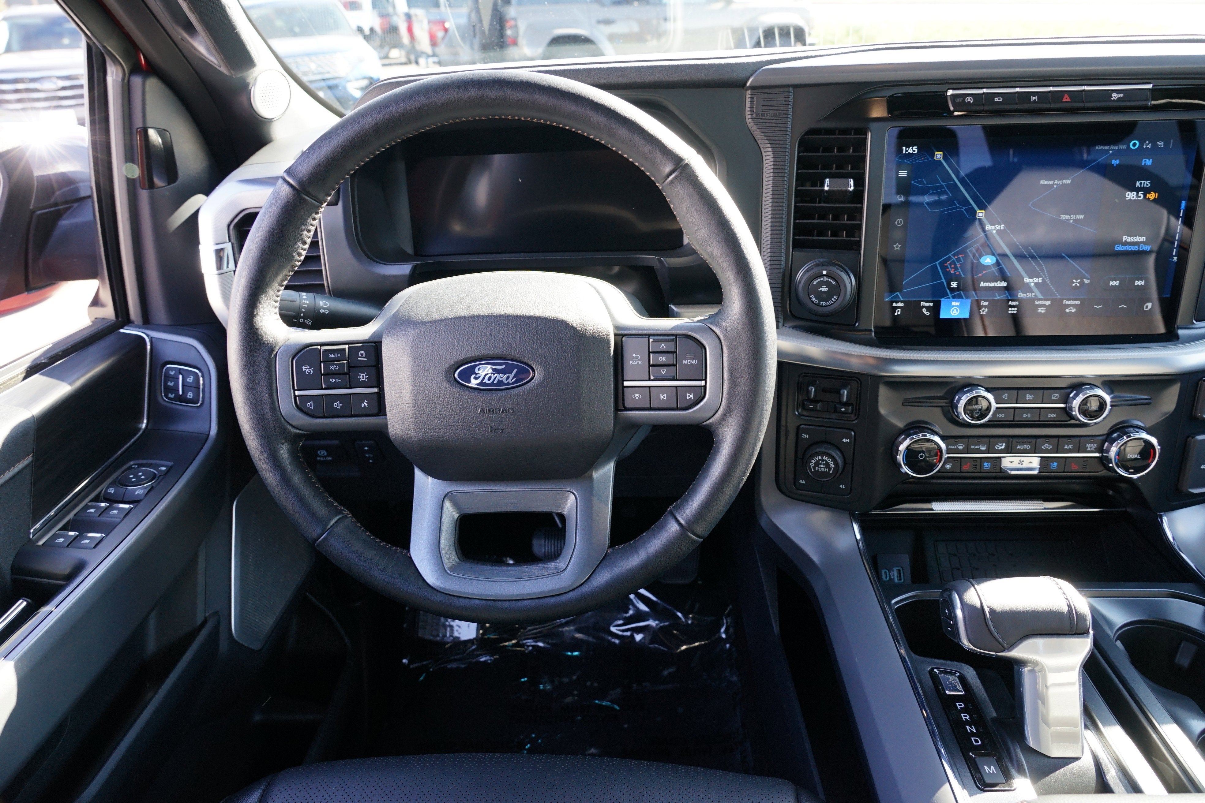 2024 Ford F-150 LARIAT