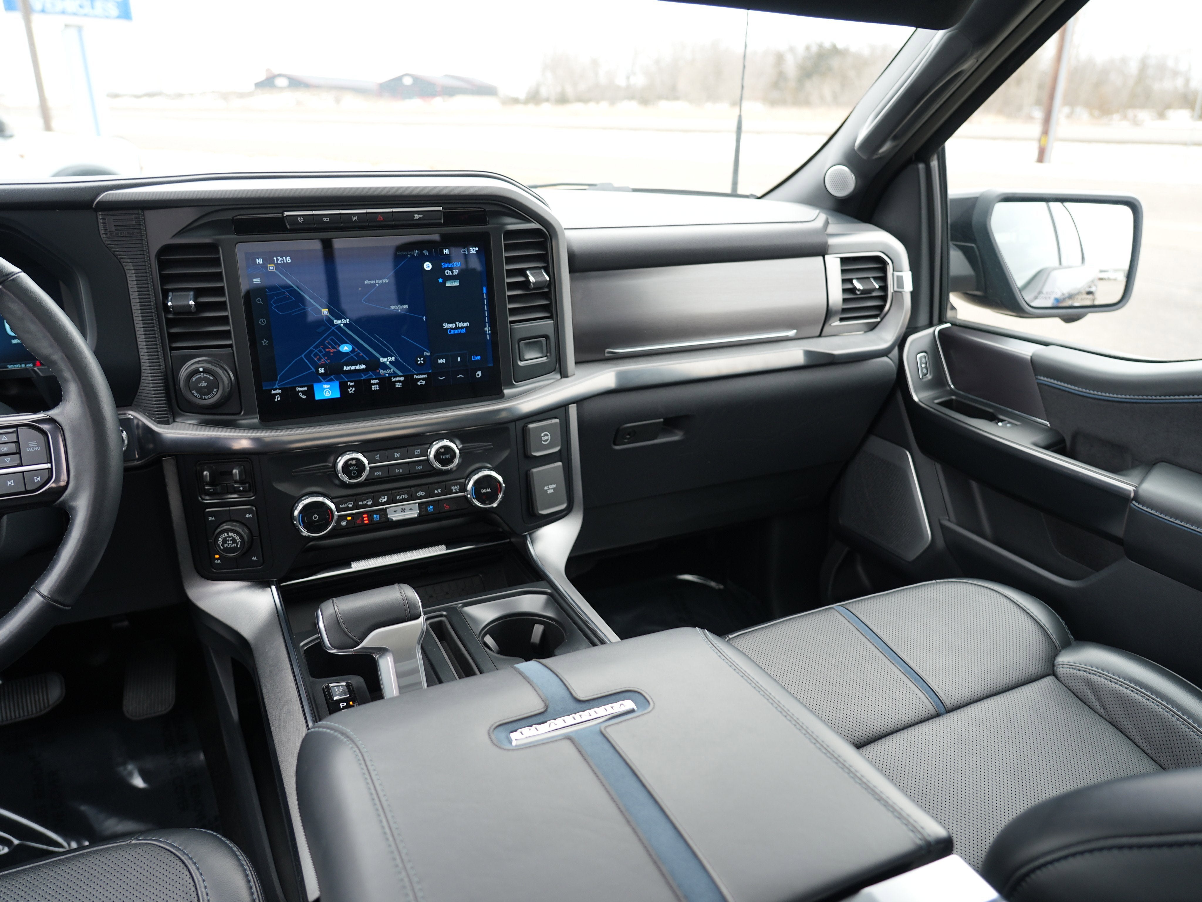 2024 Ford F-150 Platinum