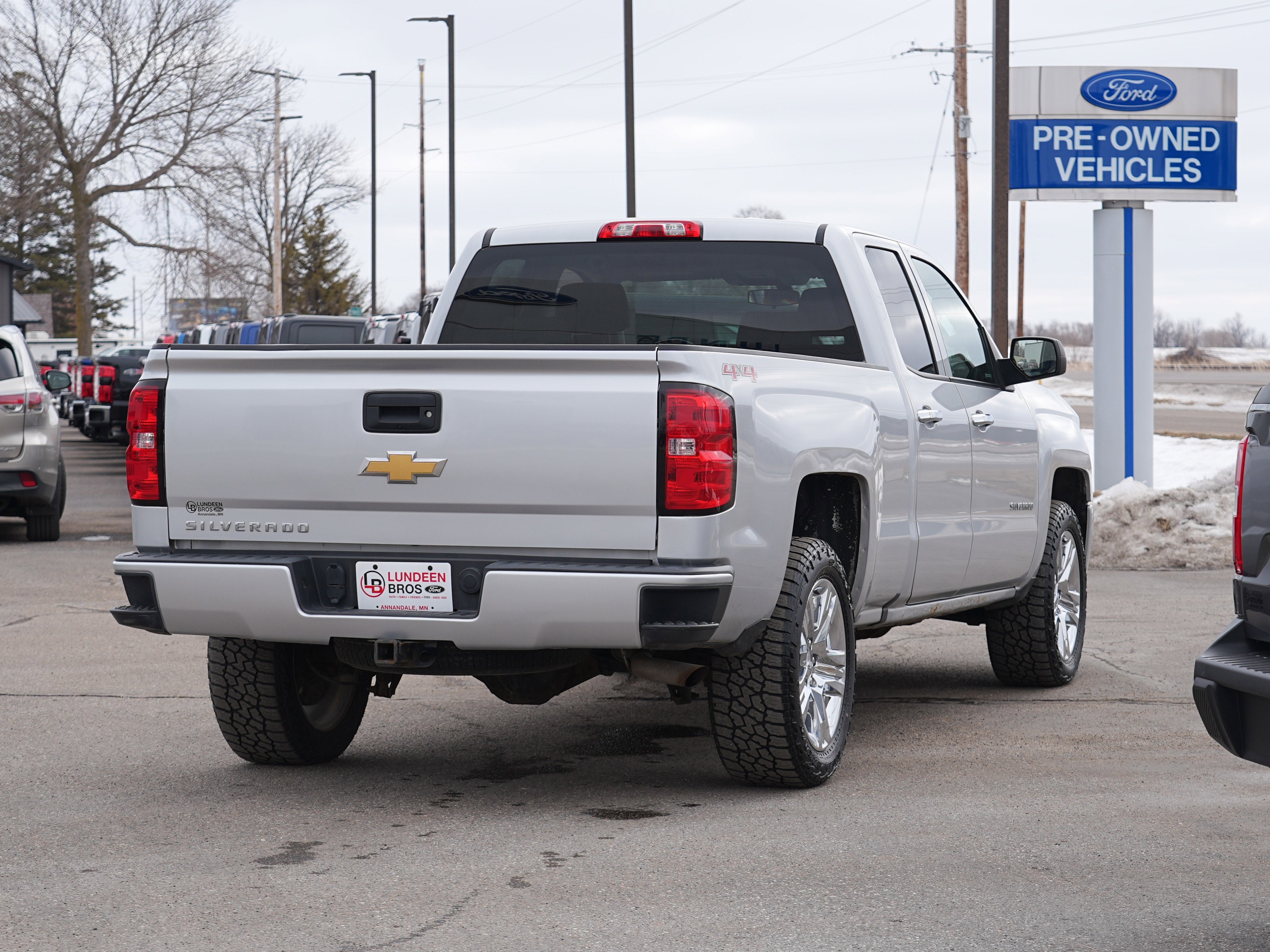 2017 Chevrolet Silverado 1500 Custom