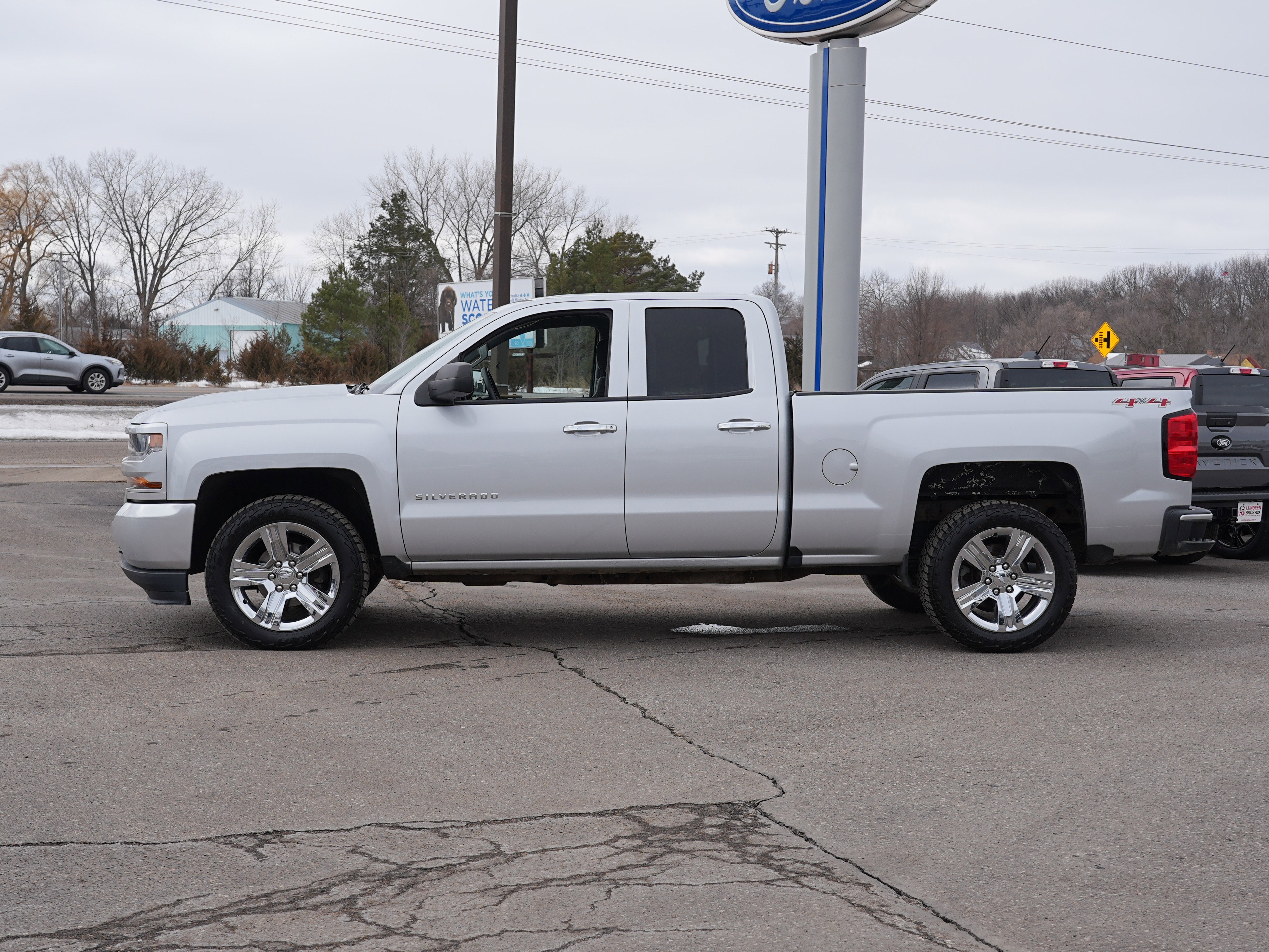 2017 Chevrolet Silverado 1500 Custom