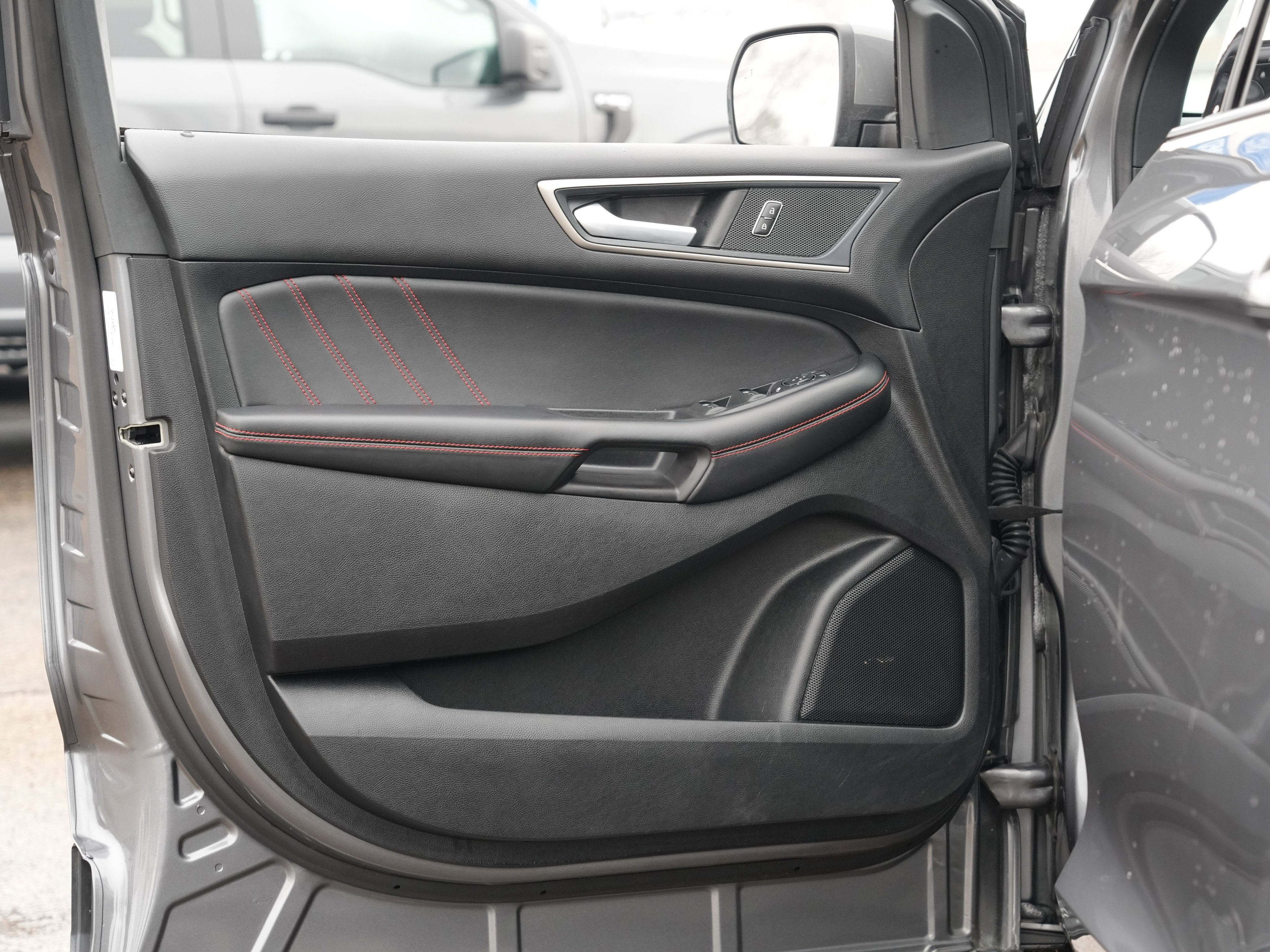 2024 Ford Edge ST-Line