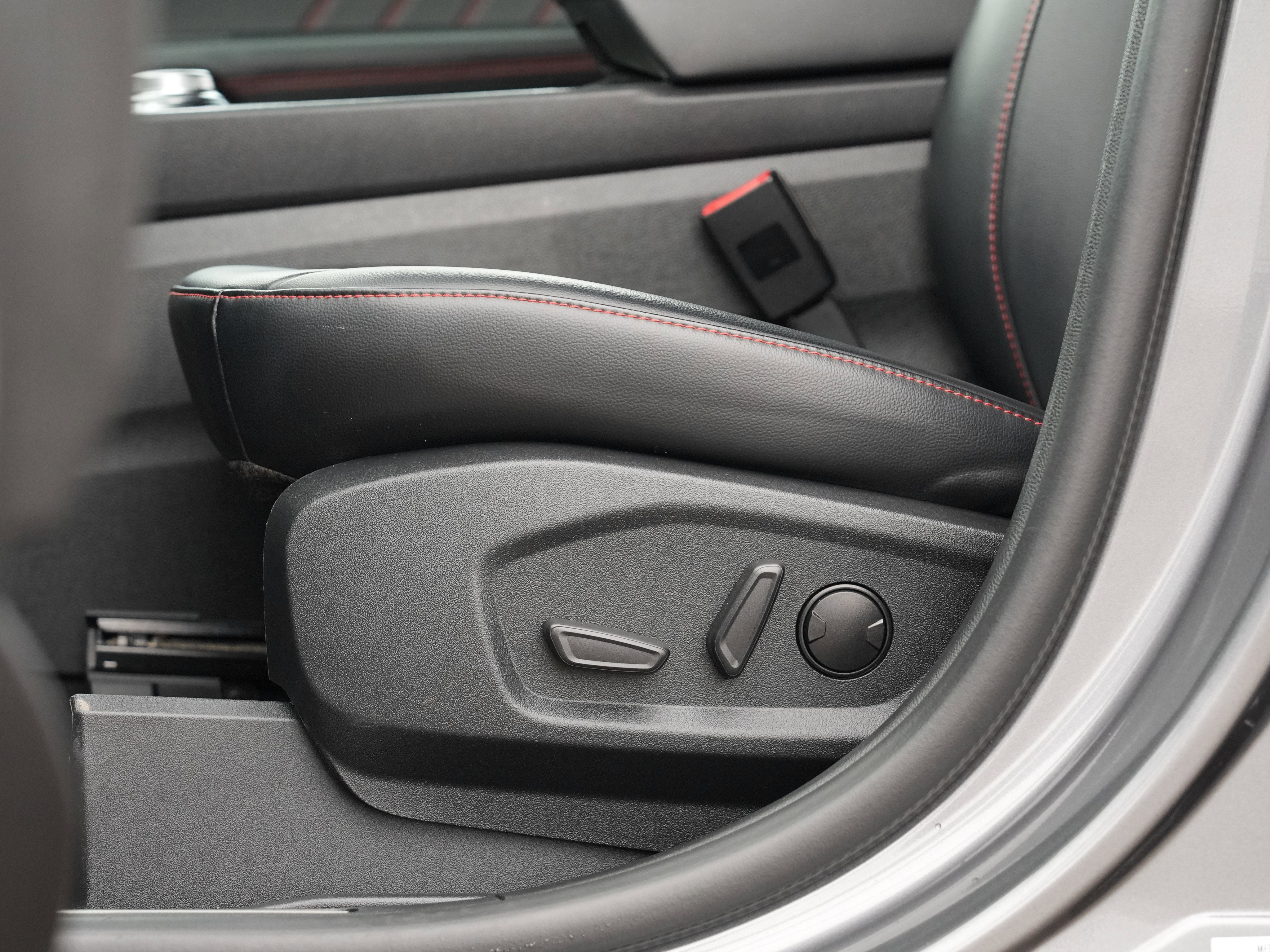 2024 Ford Edge ST-Line