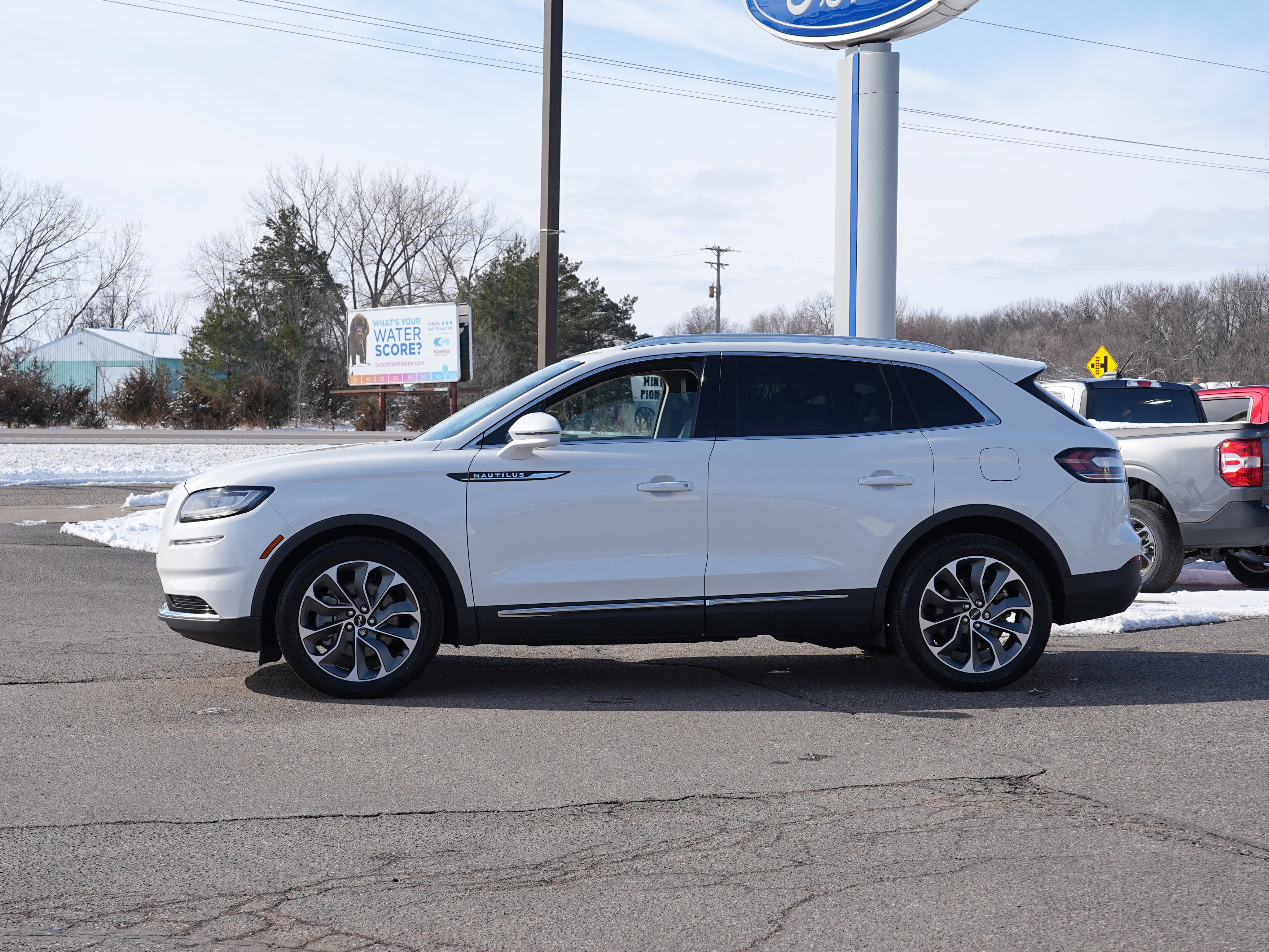 2023 Lincoln Nautilus Reserve