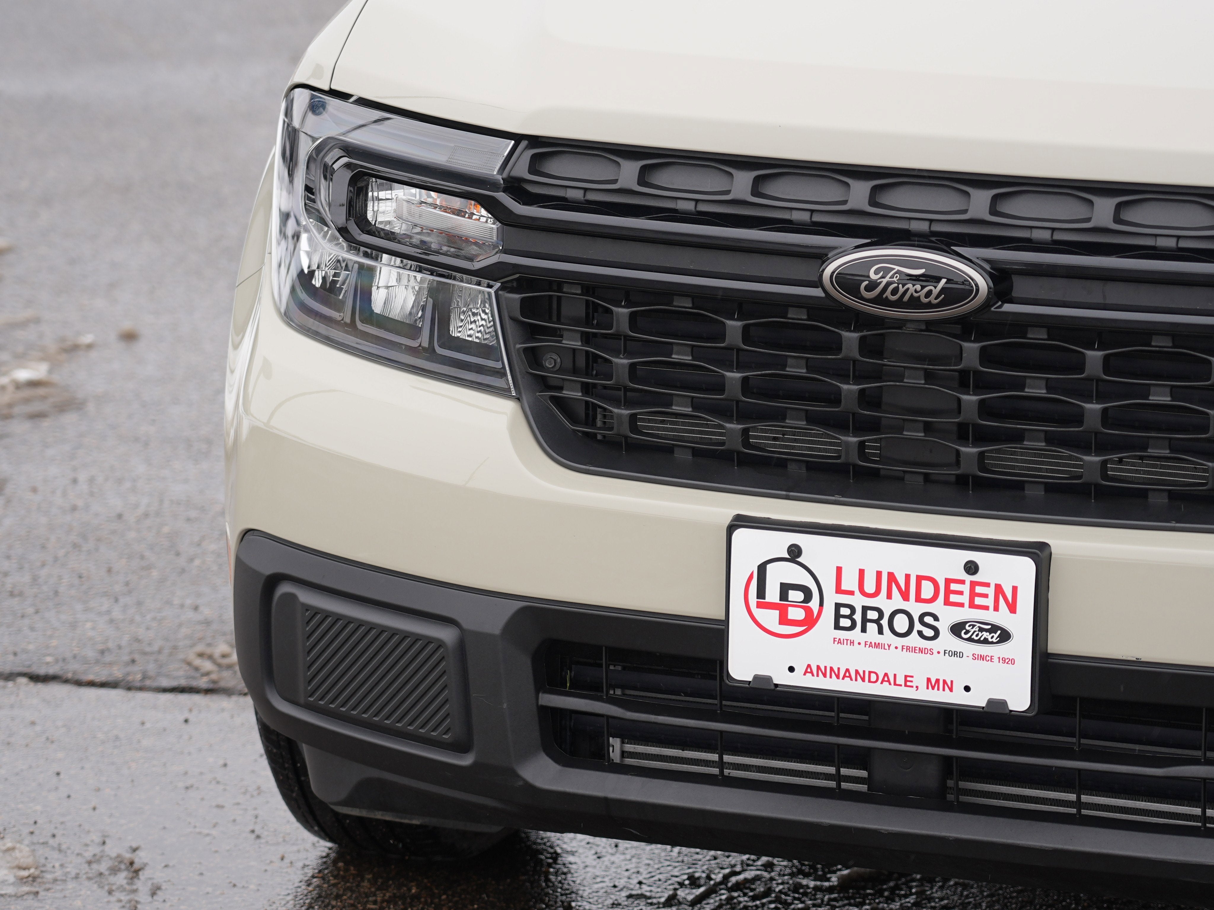 2024 Ford Maverick XLT