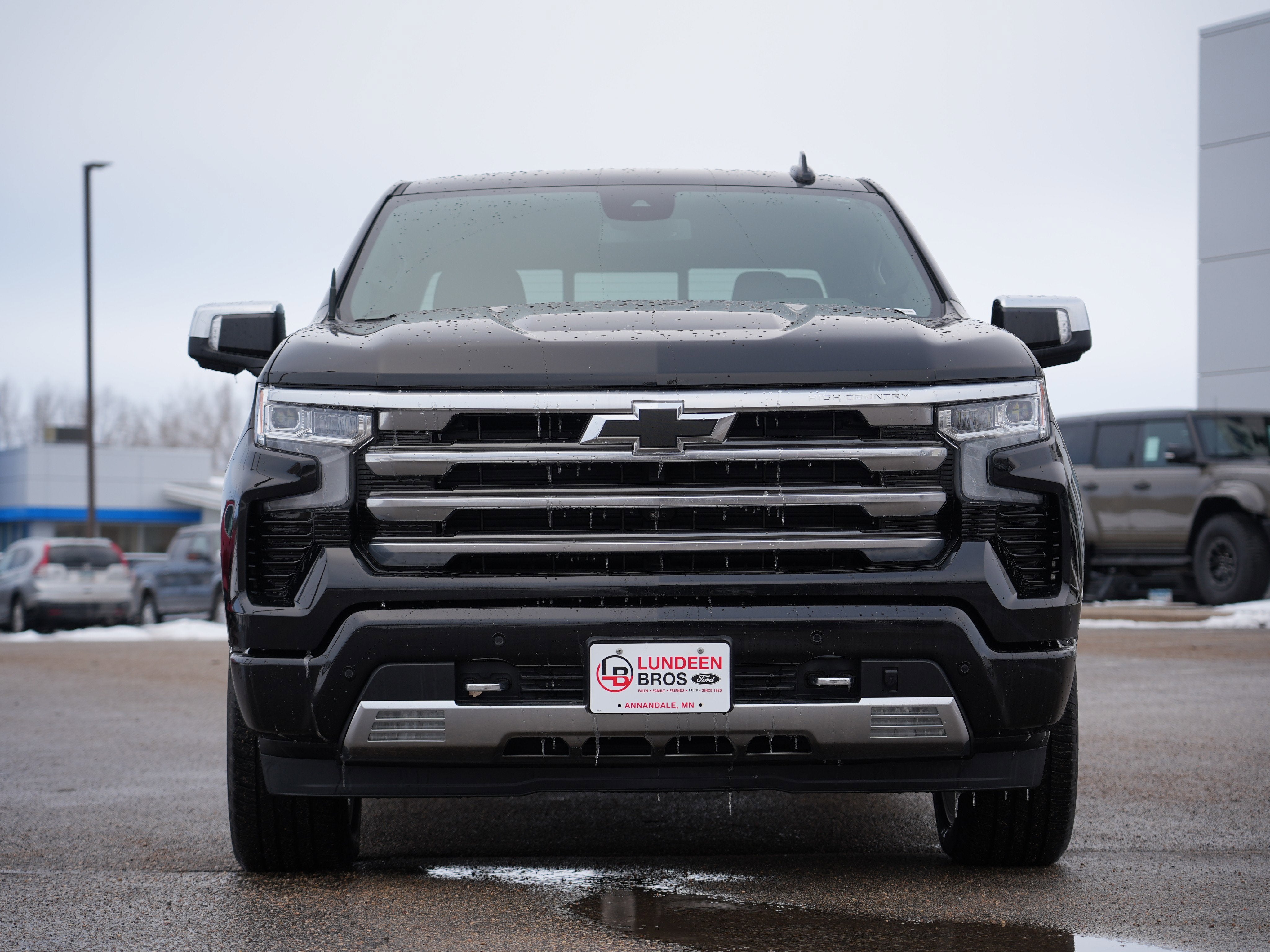 2023 Chevrolet Silverado 1500 High Country