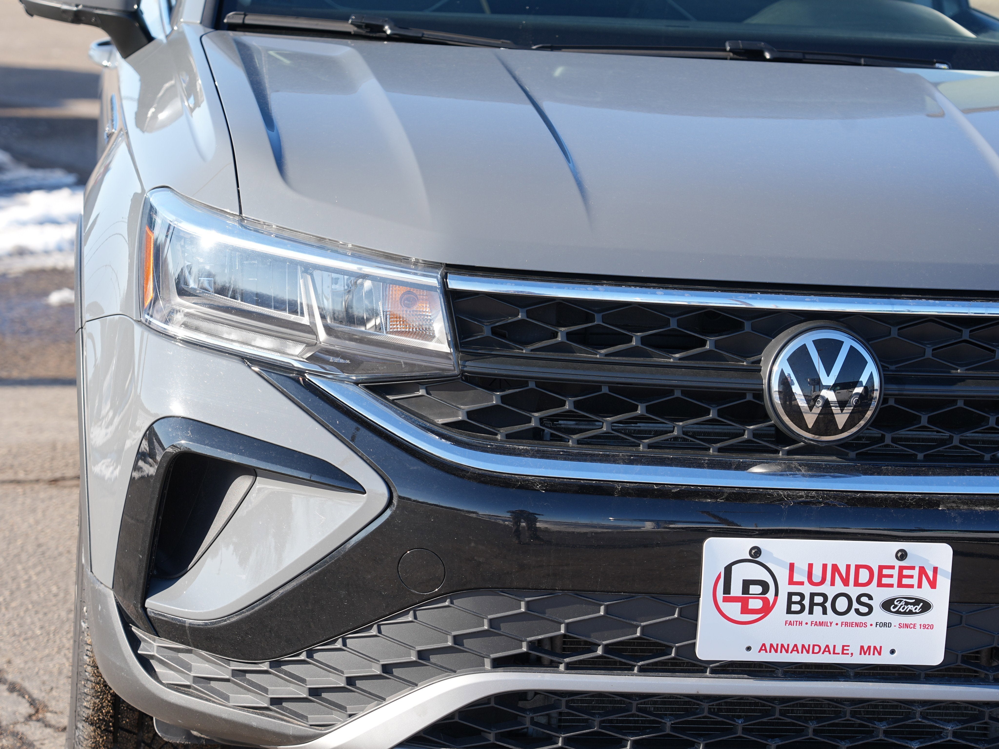 2023 Volkswagen Taos SE