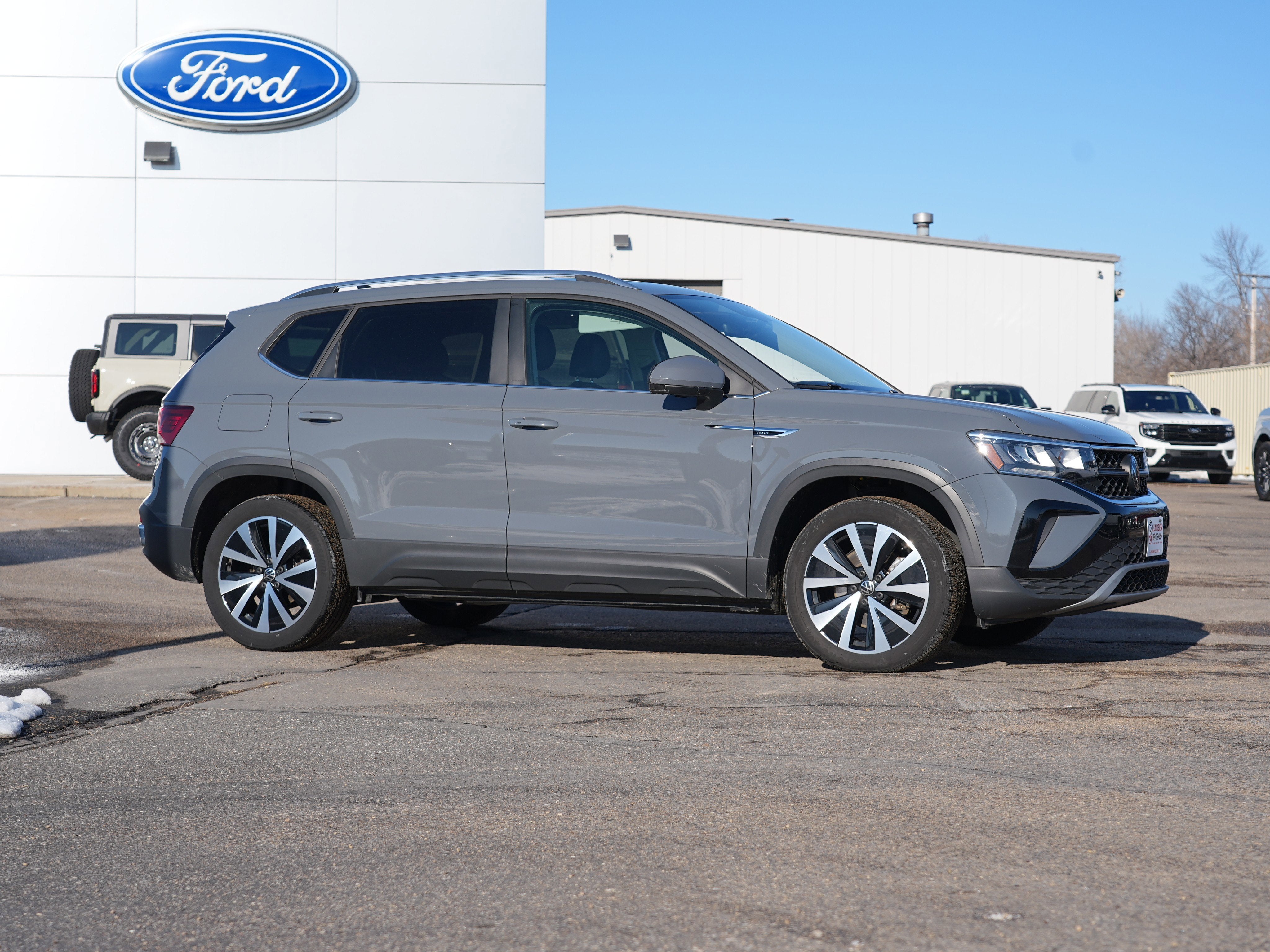 2023 Volkswagen Taos SE